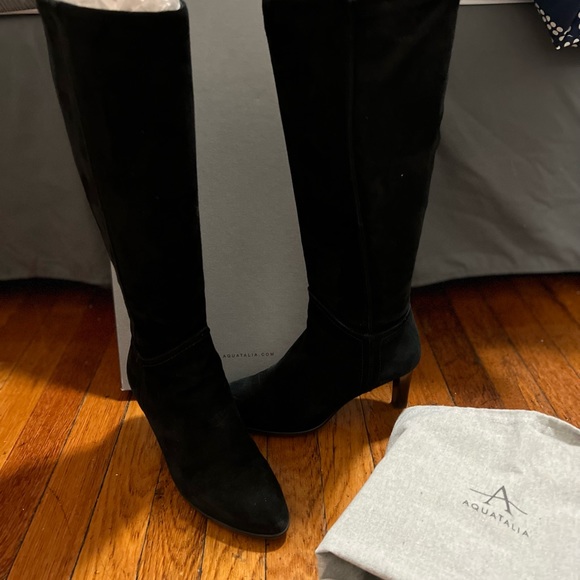 Aquatalia Devon Knee-High Suede Boots Stretch Side Zip Size 8 Women MSRP $695 - Picture 2 of 10